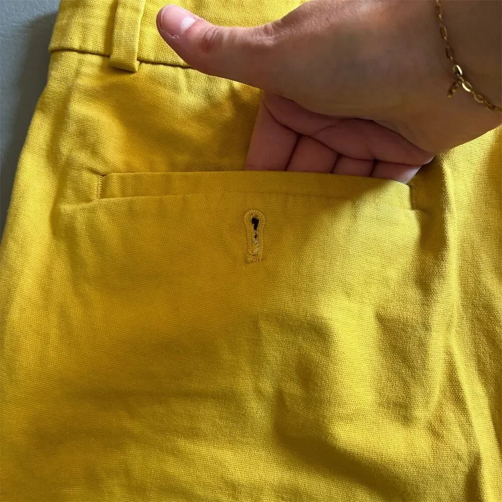 Banana Republic Women's Yellow Cotton Blend Chino Shorts Size 14 Casual Summer‎